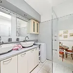 Apartment Maisonnette Au Calme - Parking - A 3mn A Pied Du Centre Et Du Port