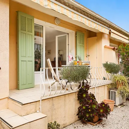Maisonnette Au Calme - Parking - A 3mn A Pied Du Centre Et Du Port Apartment Sanary-sur-Mer