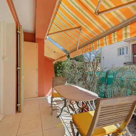 Maisonnette Au Calme - Parking - A 3mn A Pied Du Centre Et Du Port